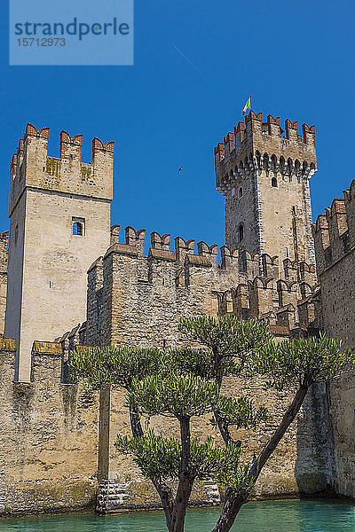Castello Scaligero  Sirmione  Gardasee  Italien