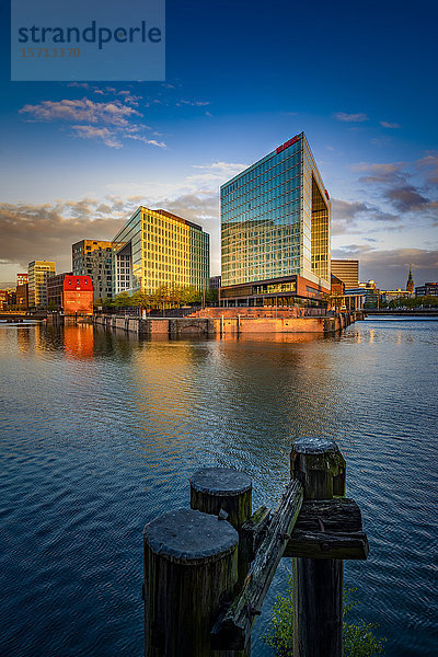 Oberhafenbrücke und Ericusspitze  HafentCity  Hamburg  Deutschland  Europa