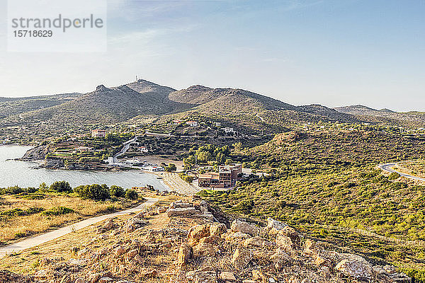 Küste von Kap Sounion  Attika  Griechenland