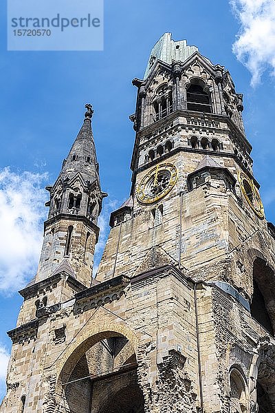 Kirchturm der Kaiser-Wilhelm-Gedächtniskirche  Charlottenburg  Berlin  Deutschland  Europa