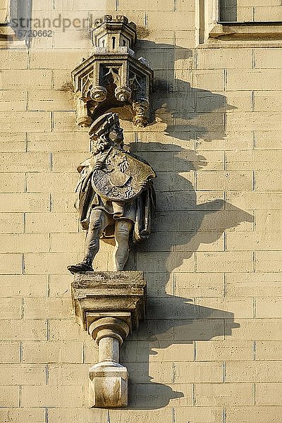 Wappen an der Fassade der Königlichen Villa  Regensburg  Oberpfalz  Bayern  Deutschland  Europa