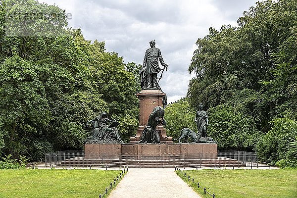Bismarck-Nationaldenkmal  Berlin  Deutschland  Europa