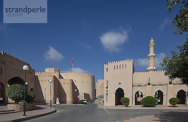 Stadtmauer  Stadttor  Nizwa  Ad Dakhiliyah  Oman  Asien