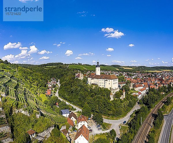 Luftaufnahme  Burg Horneck  Deutschordensburg  Gundelsheim  Odenwald  Baden-Württemberg  Deutschland  Europa