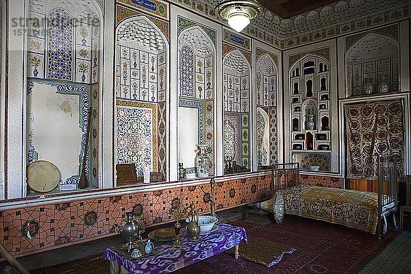 Museum  Wohnräume im Wohnhaus des Widerstandskämpfers Fayzulla Ubaydullayevich Xo?jayev  Buchara  Provinz Buchara  Usbekistan  Asien