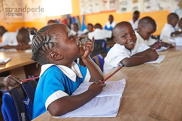 Vorschule  Schüler während des Unterrichts  Mirisa Academy  Nakuru  Kenia  Afrika