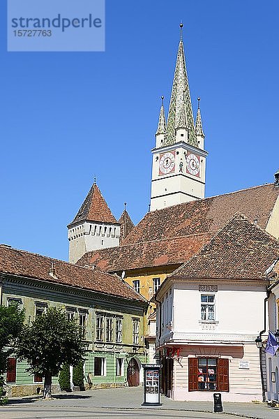 Schiefer Trompetenturm der Margarethenkirche  Altstadt  Medias  Siebenbürgen  Rumänien  Europa