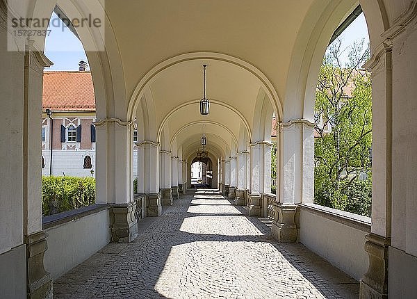 Arkadenbrücke  Schloss Lamberg  Steyr  Oberösterreich  Österreich  Europa