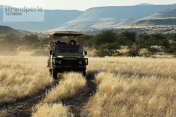 Geländesafari-Fahrzeug  Palmwag-Konzession  Damaraland  Namibia