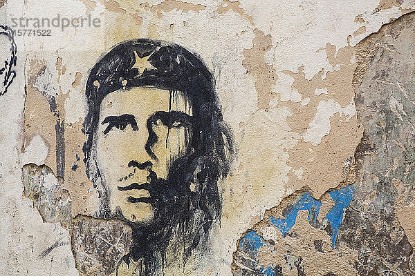 Wandgemälde von Che Guevara in der Altstadt  UNESCO-Weltkulturerbe; Havanna  Kuba