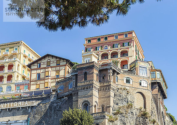 Farbenfrohe Architektur auf der Insel Capri; Capri  Italien