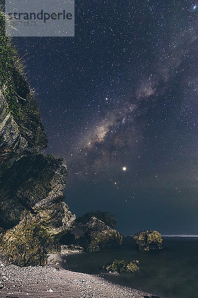 Millky Way am Watukarung Strand; Ost-Java  Indonesien