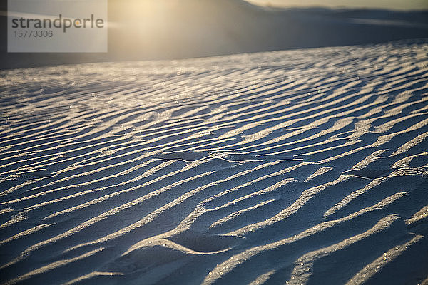 Dünenausschnitt im White Sands National Monument; Amalogordo  New Mexico  Vereinigte Staaten von Amerika