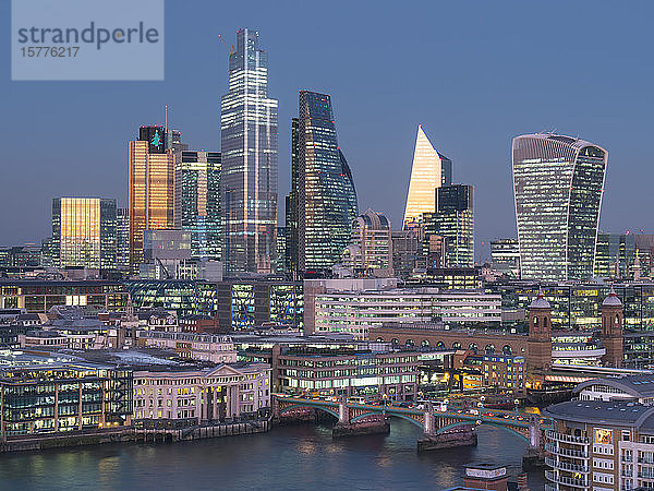 City of London  Square Mile  Bild zeigt fertiggestellten 22 Bishopsgate Tower  London  England  Vereinigtes Königreich  Europa