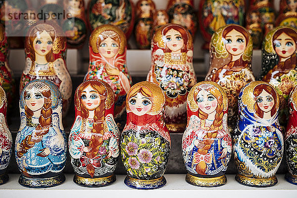 Matroschka-Puppen  St. Petersburg  Gebiet Leningrad  Russland  Europa