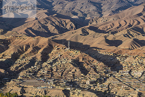 Blick mit einer Drohne über Bamyan  Ruinen von Shahr-e Gholghola (Stadt der Schreie)  Bamyan  Afghanistan  Asien