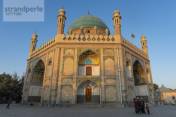 Schrein des Umhangs  Ahmad Shah Durrani Mausoleum  Kandahar  Afghanistan  Asien