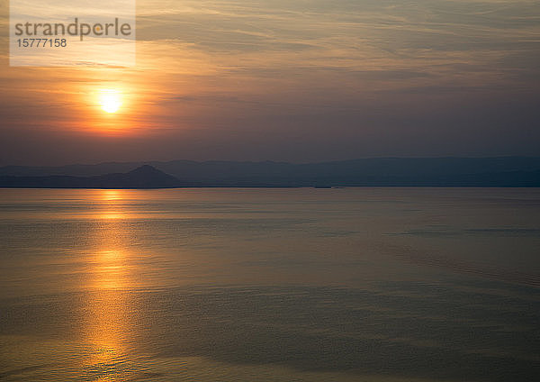 Sonnenuntergang am Gardasee  Italien