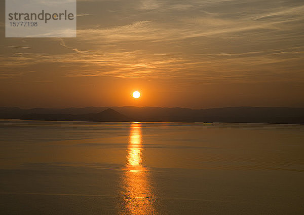 Sonnenuntergang am Gardasee  Italien