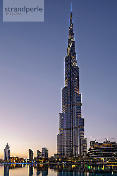 Burj Khalifa  Dubai  VAE