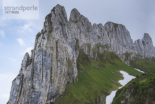 Klippe am Kreuzgebirge in Appenzell  Schweiz