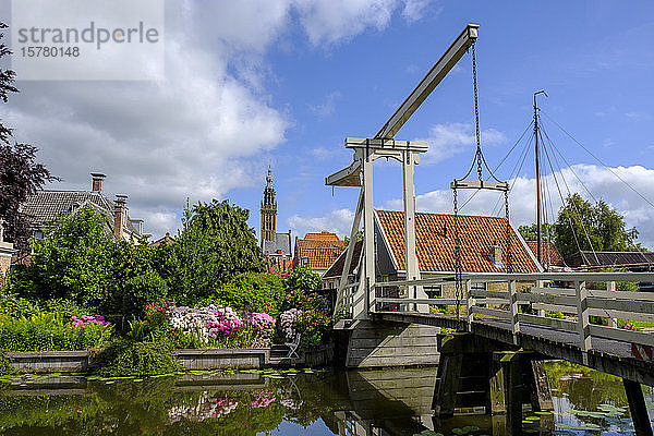 Niederlande  Nordholland  Edam  Kwakelbrug-Brücke im Sommer