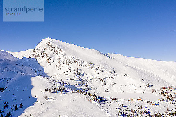 Österreich  Kärnten  Reichenau  Nockberge  Falkert  Schneebedeckte Berge an sonnigen Tagen