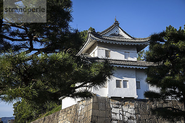 Japan  Präfektur Hyogo  Himeji  Turm der Burg Himeji