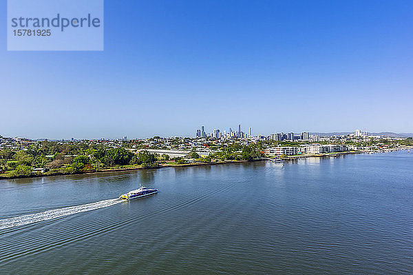 Australien  Queensland  Brisbane  Stadt über den Fluss Brisbane gesehen