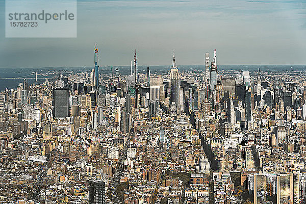 USA  New York  New York City  Luftaufnahme der Skyline von Manhattan