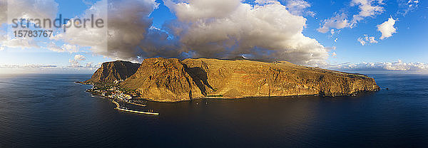 Spanien  Kanarische Inseln  La Gomera  Valle Gran Rey bei Sonnenuntergang