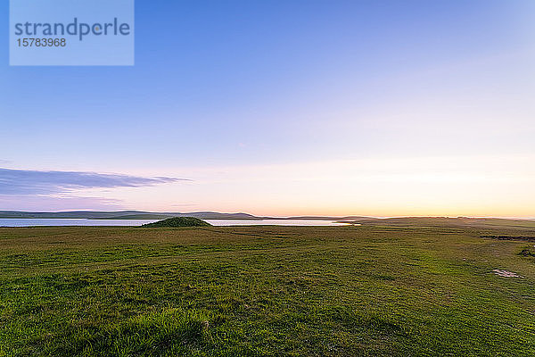 Schottland  Orkney-Inseln  Loch of Stenness bei Sonnenuntergang