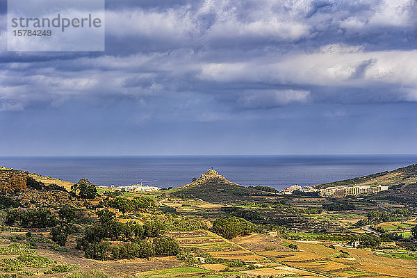 Malta  Landschaft der Insel Gozo im Mittelmeer