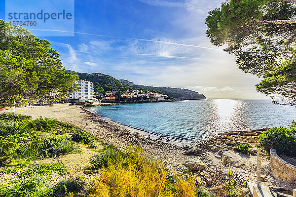 Spanien  Mallorca  Sant Elm  leerer Strand