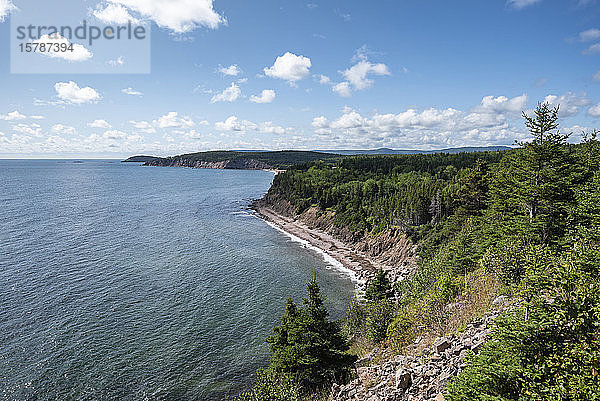 Kanada  Nova Scotia  Ingonish  Küstenlandschaft des Cape Breton Highlands Nationalparks