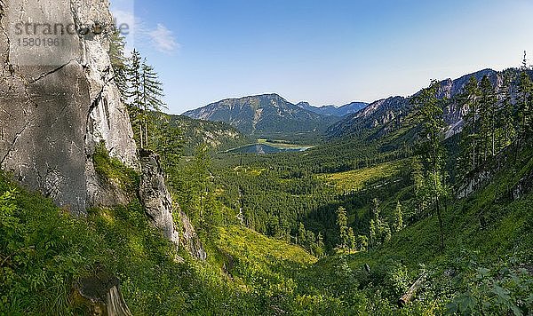 Totes Gebirge  Offensee im Toten Gebirge  Salzkammergut  Oberösterreich  Österreich  Europa