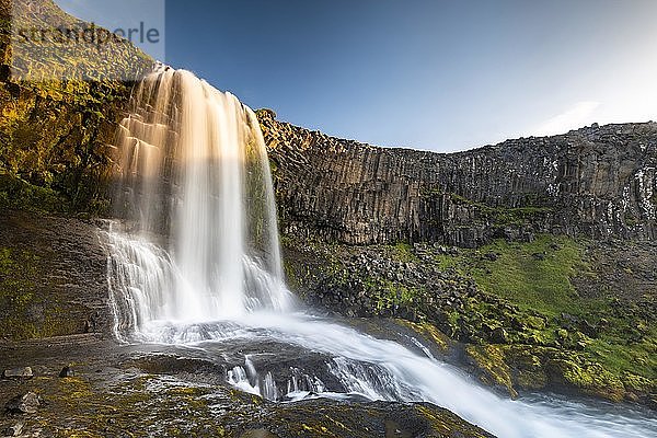 Wasserfall Svöðufoss  Hellissandur  Halbinsel Snaefellsnes  Snæfellsnes  Vesturland  Island  Europa