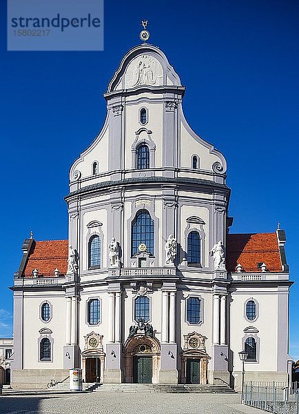 Wallfahrtsort  Basilika Sankt Anna  Altötting  Oberbayern  Bayern  Deutschland  Europa