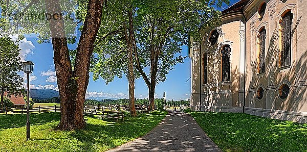 Wallfahrtskirche des Gegeißelten Heilands auf der Wies  Steingarten  Pfaffenwinkel  Bayern  Deutschland  Europa