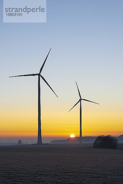 Windkraftanlage  Windräder  Baden-Württemberg  Deutschland  Europa
