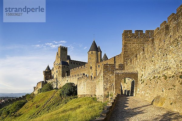 UNESCO-Welterbe  Mittelalterliche Festungsstadt  Carcassonne  Departement Aude  Languedoc-Rousillon  Frankreich  Europa