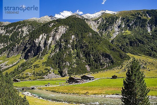 Almhütte  Krimmler Achental  Krimmler Tauernhaus  Krimmler Ache  Krimml  Pinzgau  Bundesland Salzburg  Österreich  Europa