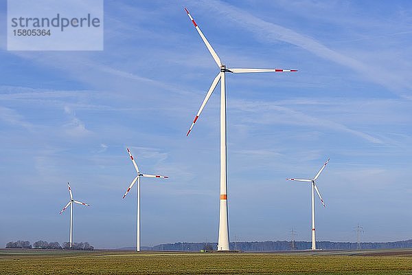 Windkraftanlagen  Baden-Württemberg  Deutschland  Europa