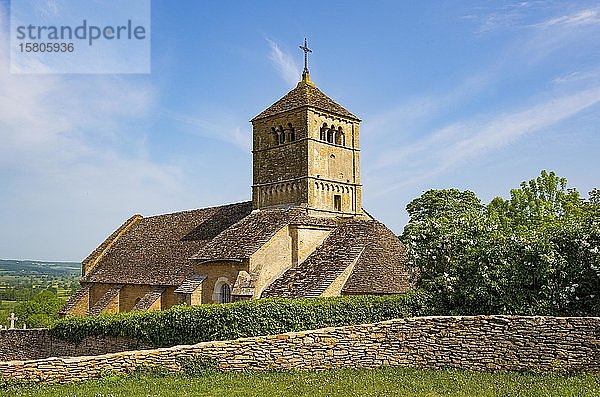 Kirche Notre Dame in Ameugny bei Taize  Departement Saone et Loire  Burgund  Frankreich  Europa