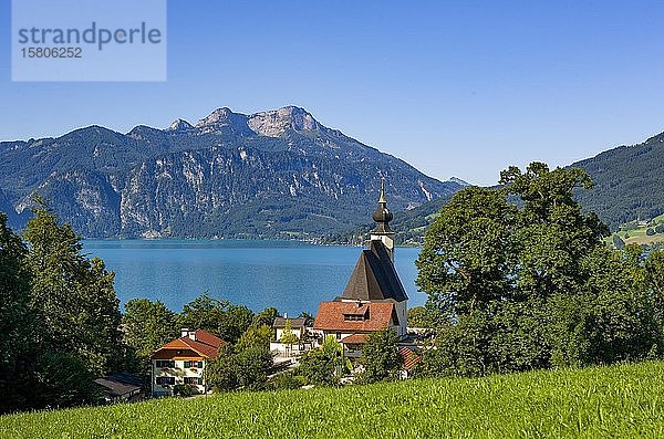 Steinbach am Attersee mit Schafberg  Salzkammergut  Oberösterreich  Österreich  Europa