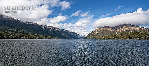 Blick über den Rotoiti-See  Nelson Lakes National Park  Tasman District  Südinsel  Neuseeland  Ozeanien