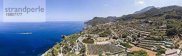 Luftaufnahme  Banyalbufar  Westküste  Tramuntana-Gebirge  Punta de na Frenanda  Mallorca  Balearen  Spanien  Europa