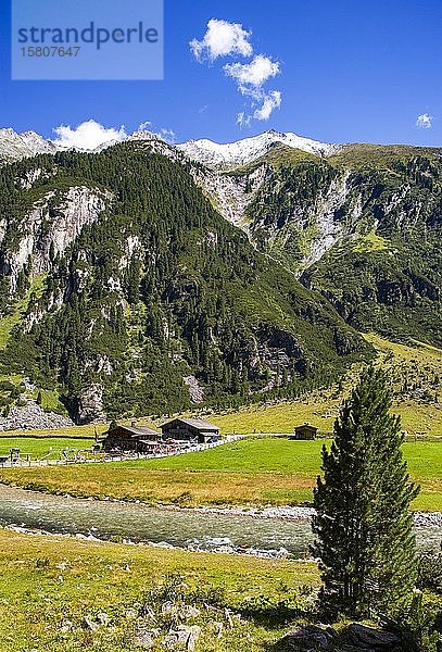 Almhütte  Krimmler Achental  Krimmler Tauernhaus  Krimmler Ache  Krimml  Pinzgau  Bundesland Salzburg  Österreich  Europa