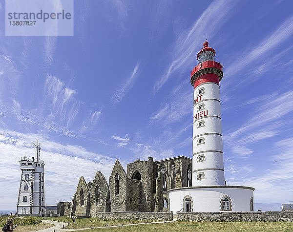 Leuchtturm und Abtei von Saint Mathieu  Plougonvelin  Département Finistère  Frankreich  Europa