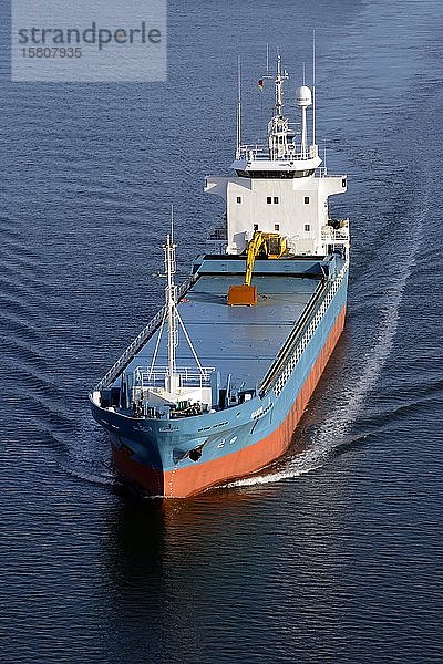 Frachtschiff  Nord-Ostsee-Kanal  Kiel  Schleswig-Holstein  Deutschland  Europa